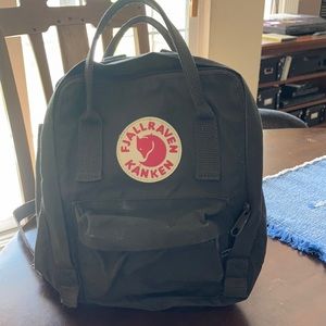 Fjallraven, Kanken Mini Classic Backpack